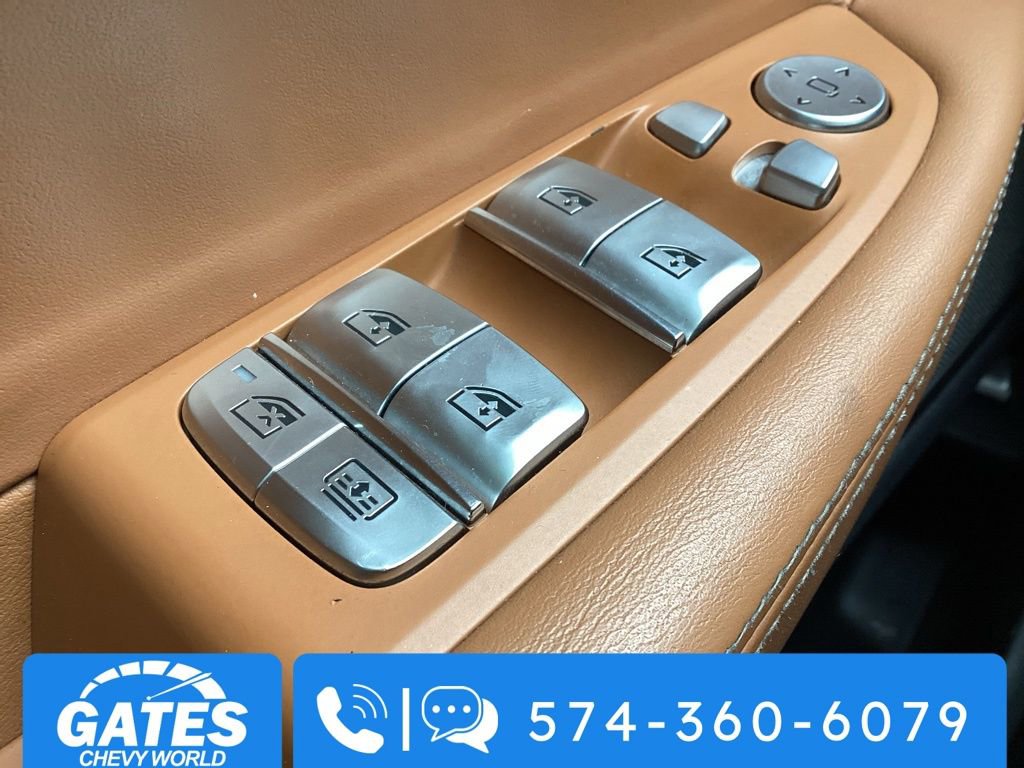 Used 2021 BMW 740i xDrive w/ Premium Package image 23