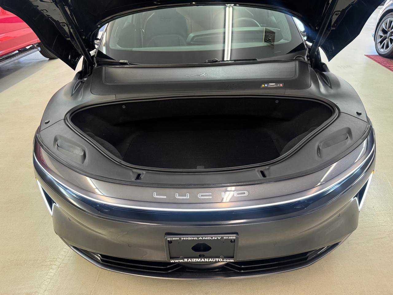 Used 2024 Lucid Air Touring image 20