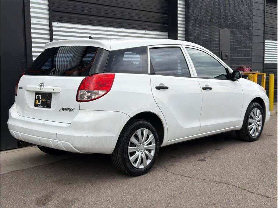 Used 2004 Toyota Matrix w/ PWR Pkg FWD image 11