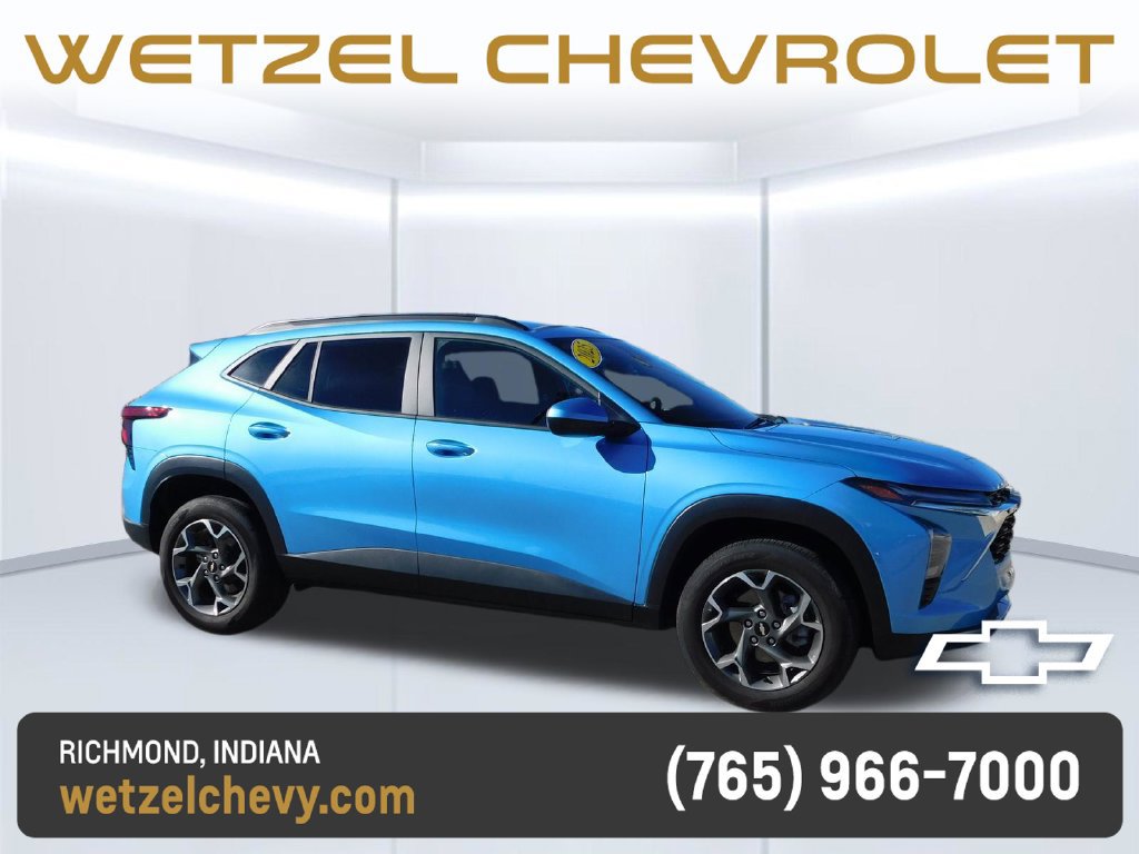 Used 2025 Chevrolet Trax LT w/ Driver Confidence Package FWD 360° Tour