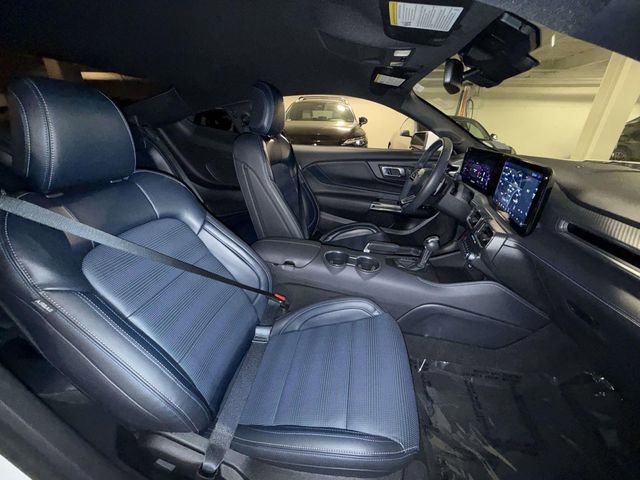 Used 2025 Ford Mustang GT Premium w/ GT Performance Package RWD image 15