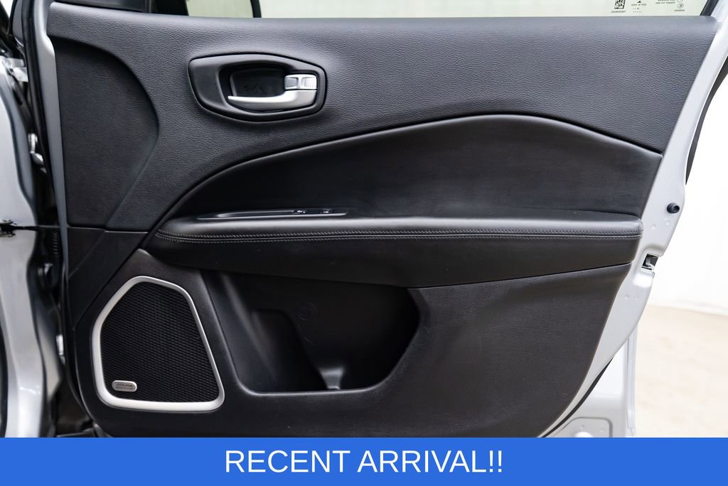 Used 2021 Jeep Compass Latitude w/ Sun and Sound Group image 32