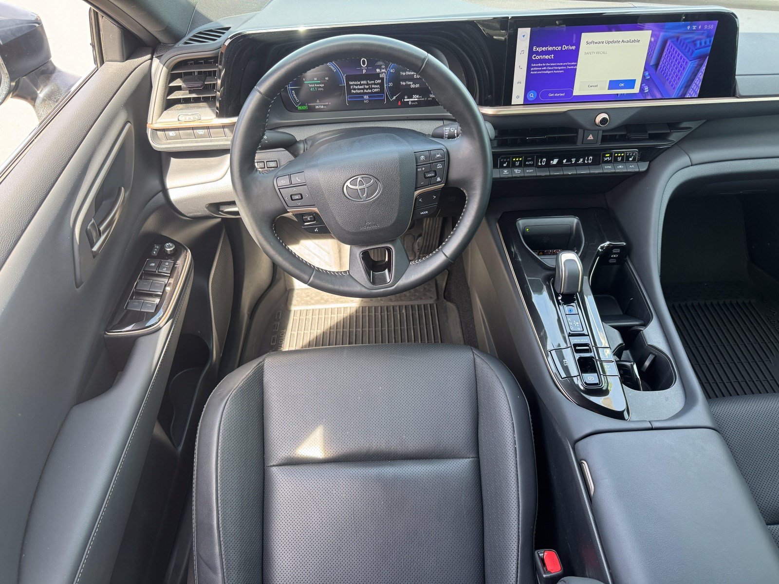Certified 2025 Toyota Crown AWD/4WD image 21