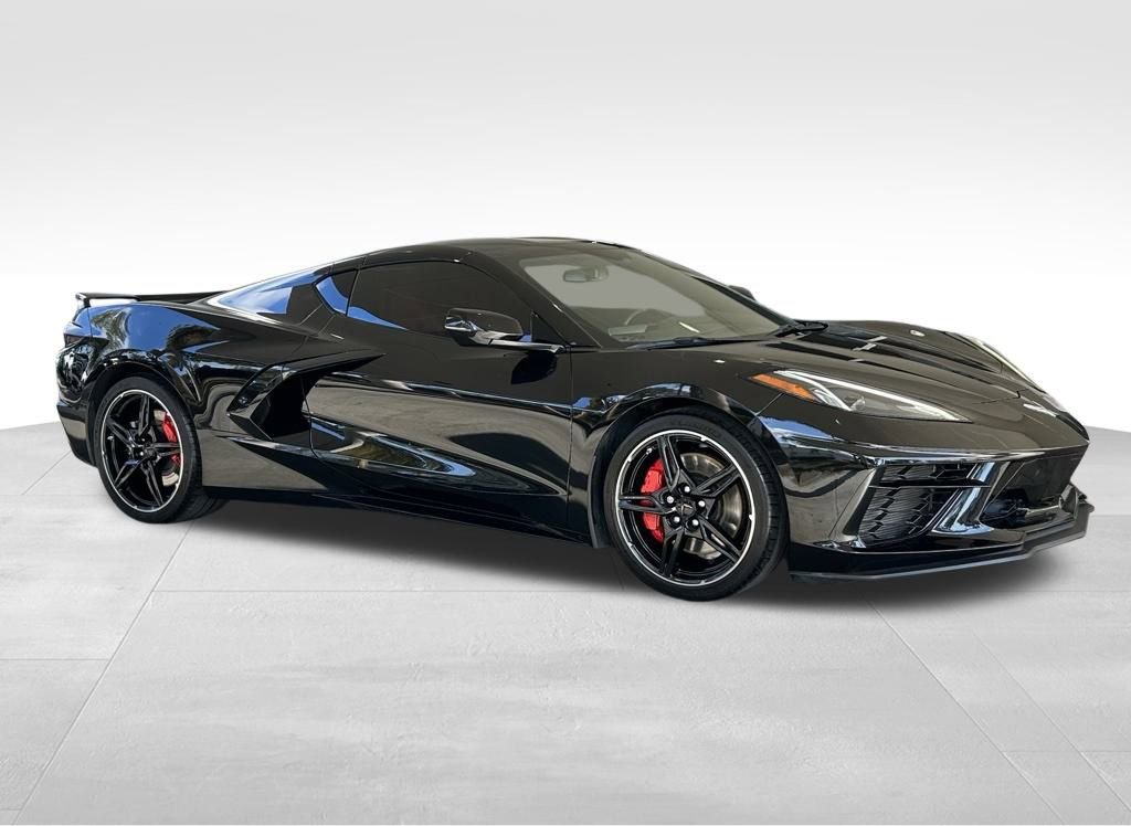 Used 2022 Chevrolet Corvette Stingray Coupe w/ Z51 Performance Package image 3