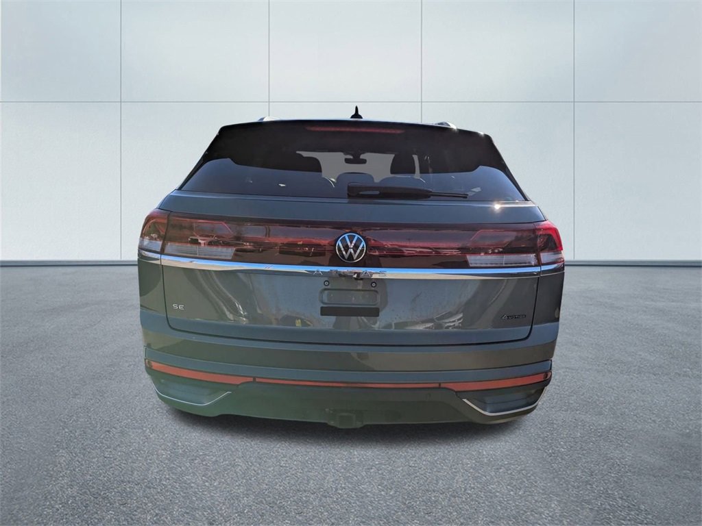 New 2026 Volkswagen Atlas Cross Sport SE image 4