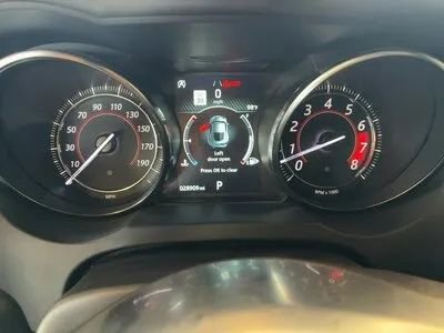 Used 2020 Jaguar F-TYPE Checkered Flag RWD image 5