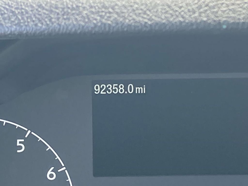 Used 2023 Ford Transit Connect XLT image 30