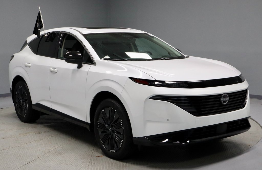 Certified 2025 Nissan Murano Platinum w/ Cargo Package