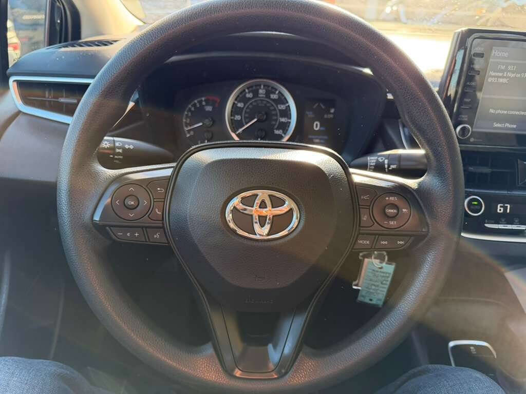 Used 2022 Toyota Corolla LE FWD image 8