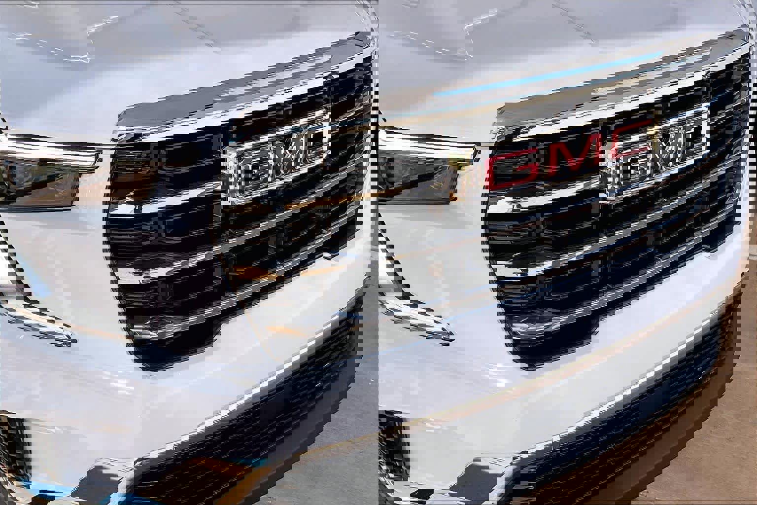 Certified 2025 GMC Acadia Elevation image 28