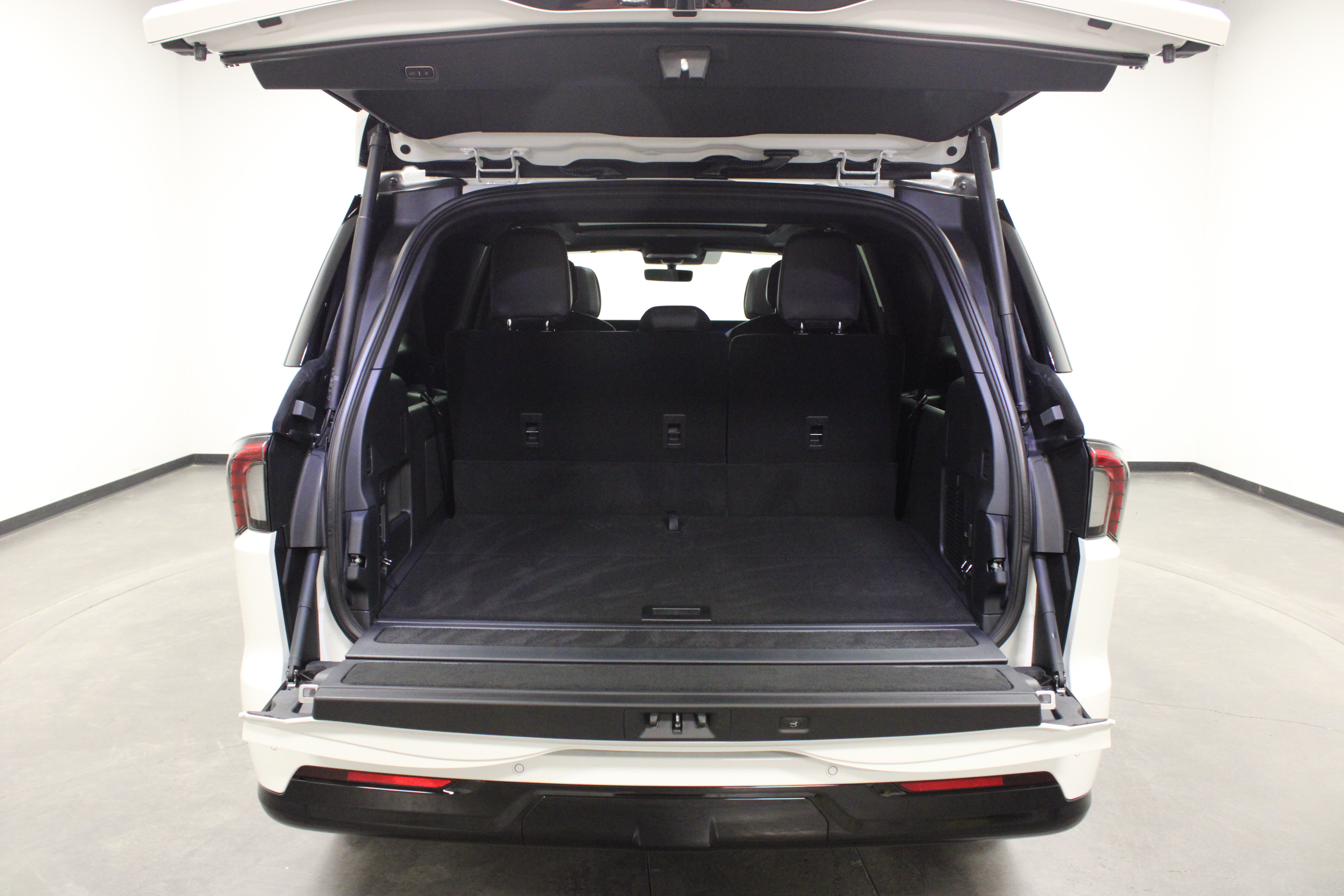 New 2027 Lincoln Navigator L Reserve w/ Jet Appearance Package AWD/4WD image 15