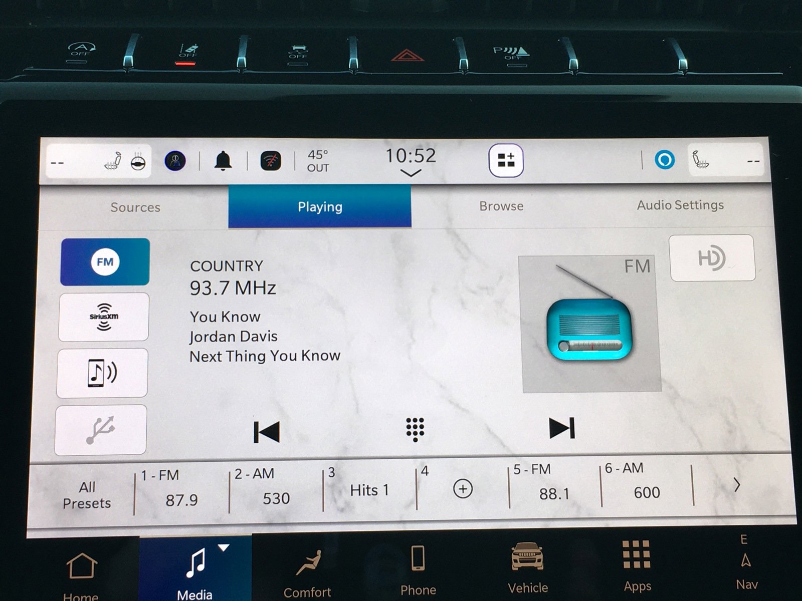 New 2025 Jeep Grand Cherokee L Limited image 17