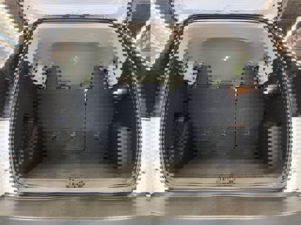 Used 2019 Ford Escape SE image 32