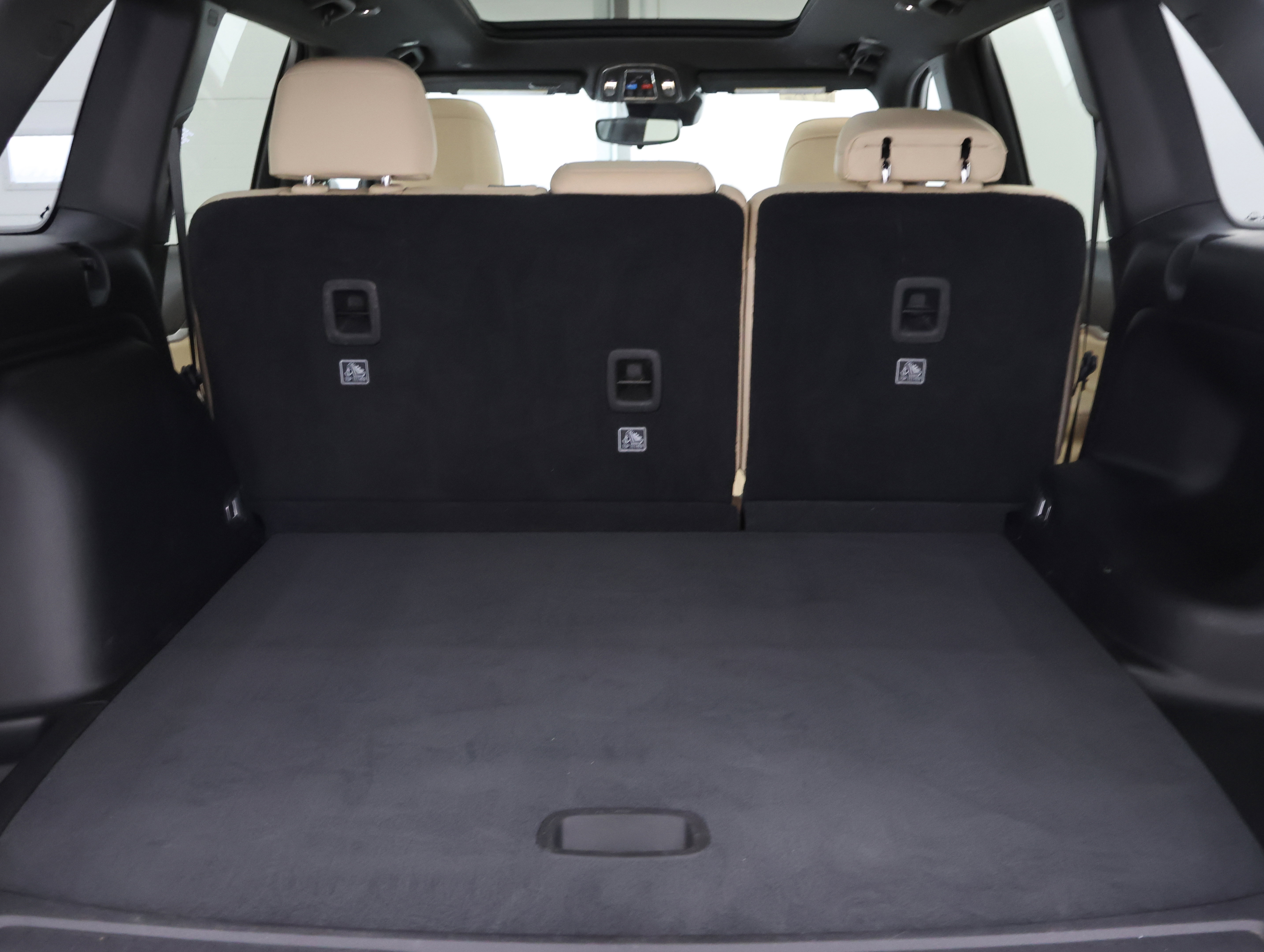 Used 2023 Jeep Grand Cherokee Limited image 27