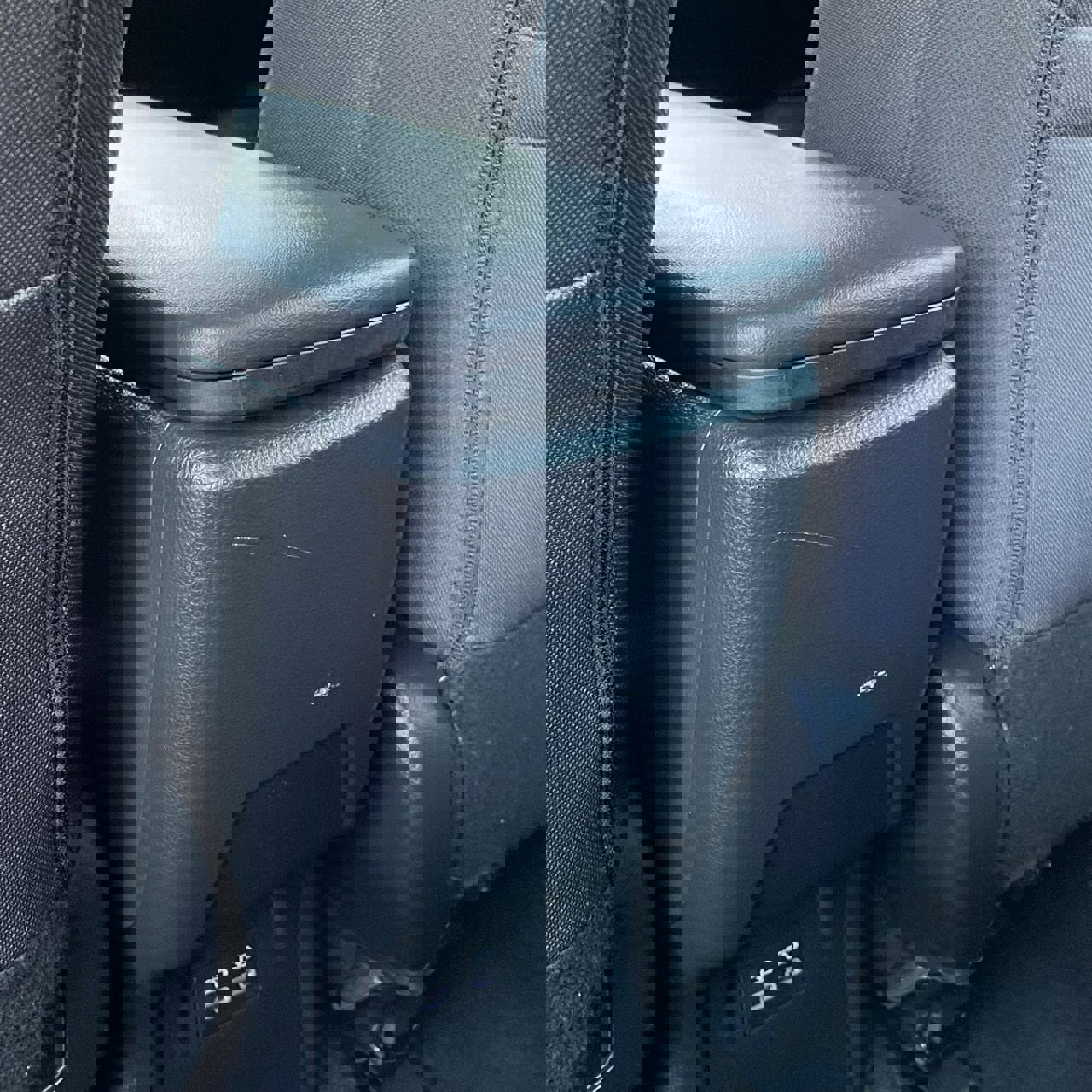 Used 2023 Toyota Prius LE image 24