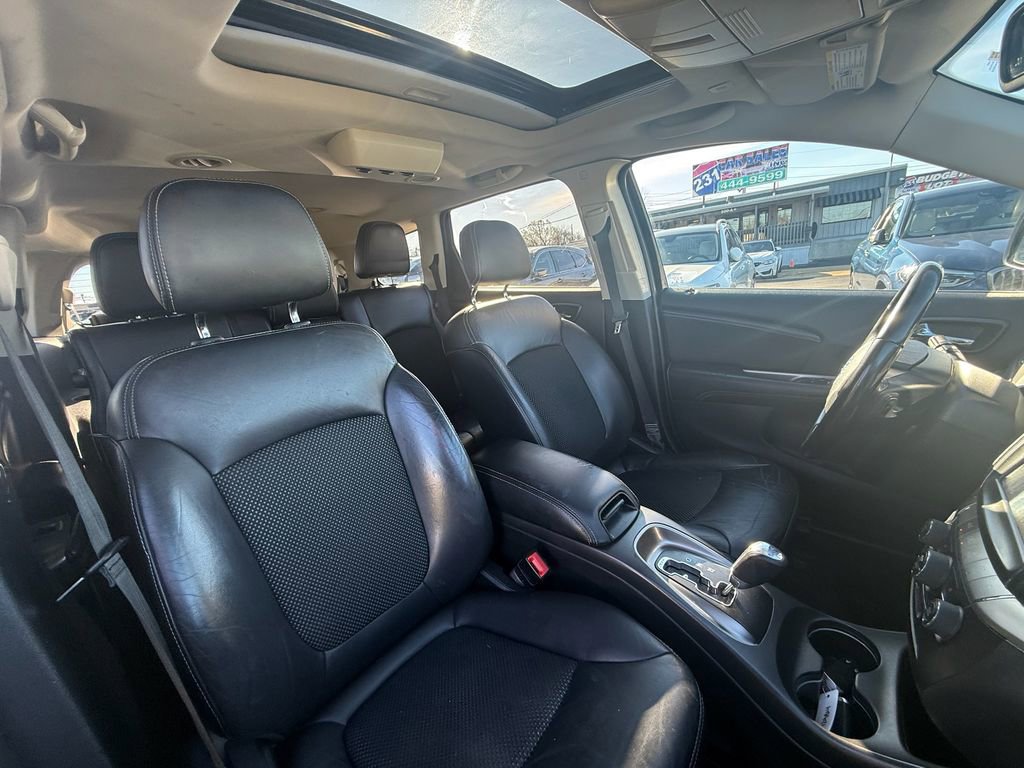 Used 2020 Dodge Journey Crossroad image 25