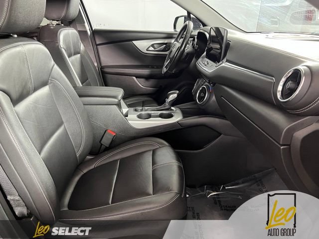 Used 2023 Chevrolet Blazer LT w/ Midnight/Sport Edition FWD image 22