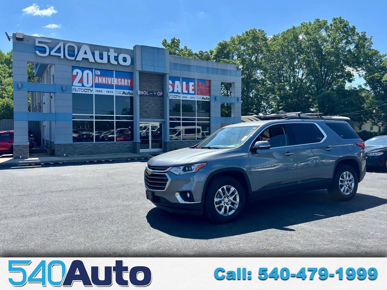 Used 2020 Chevrolet Traverse LT w/ LPO, Cargo Package image 1