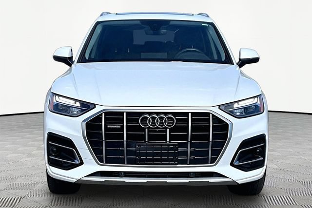 Used 2023 Audi Q5 Premium Plus w/ Premium Plus Package AWD/4WD image 3