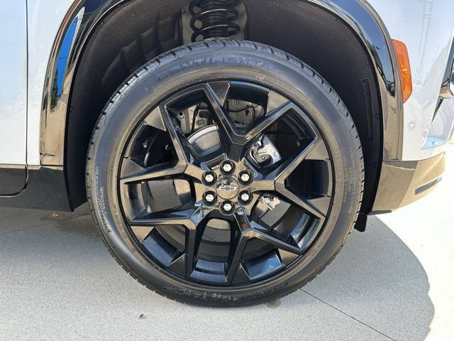 New 2026 Chevrolet Traverse RS w/ LPO, Floor Liner Package image 6