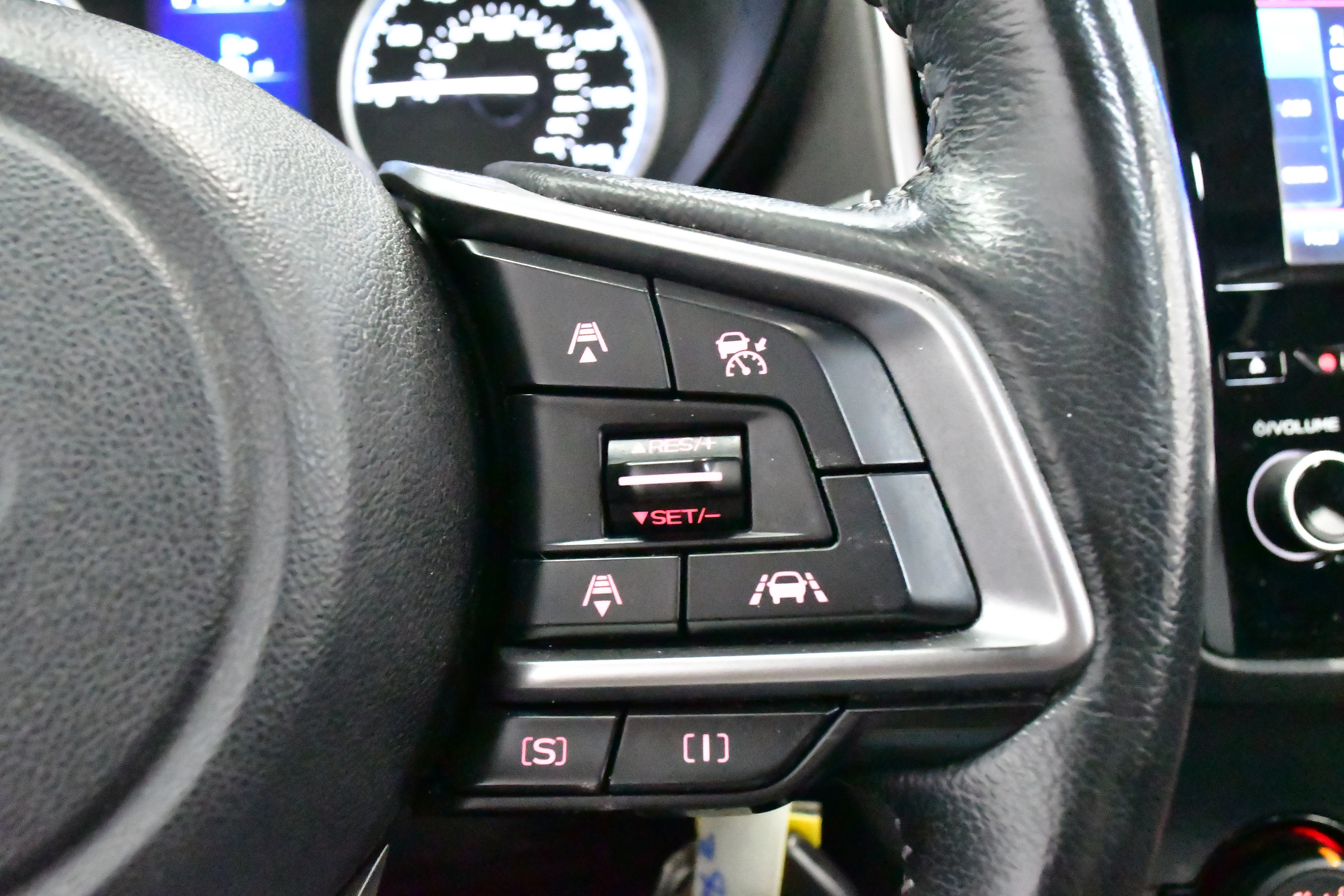 Used 2019 Subaru Forester Premium w/ All-Weather Package image 39