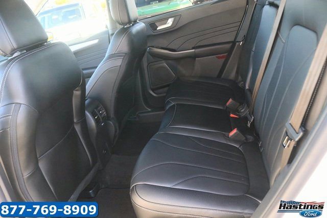 New 2025 Ford Escape SE w/ PHEV Premium Package FWD image 14