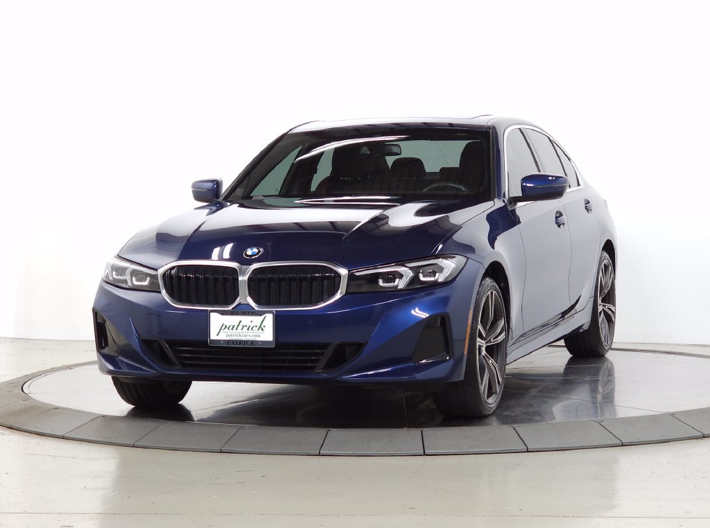 Used 2024 BMW 330i xDrive Sedan w/ Convenience Package AWD/4WD image 4