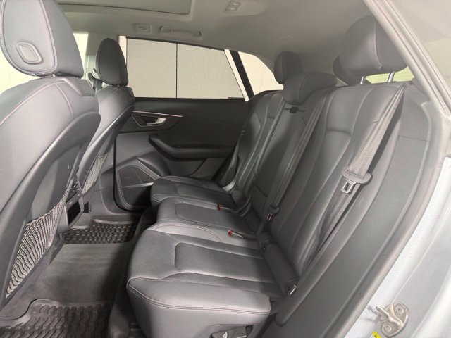 Used 2023 Audi Q8 Premium Plus w/ Premium Plus Package AWD/4WD image 22