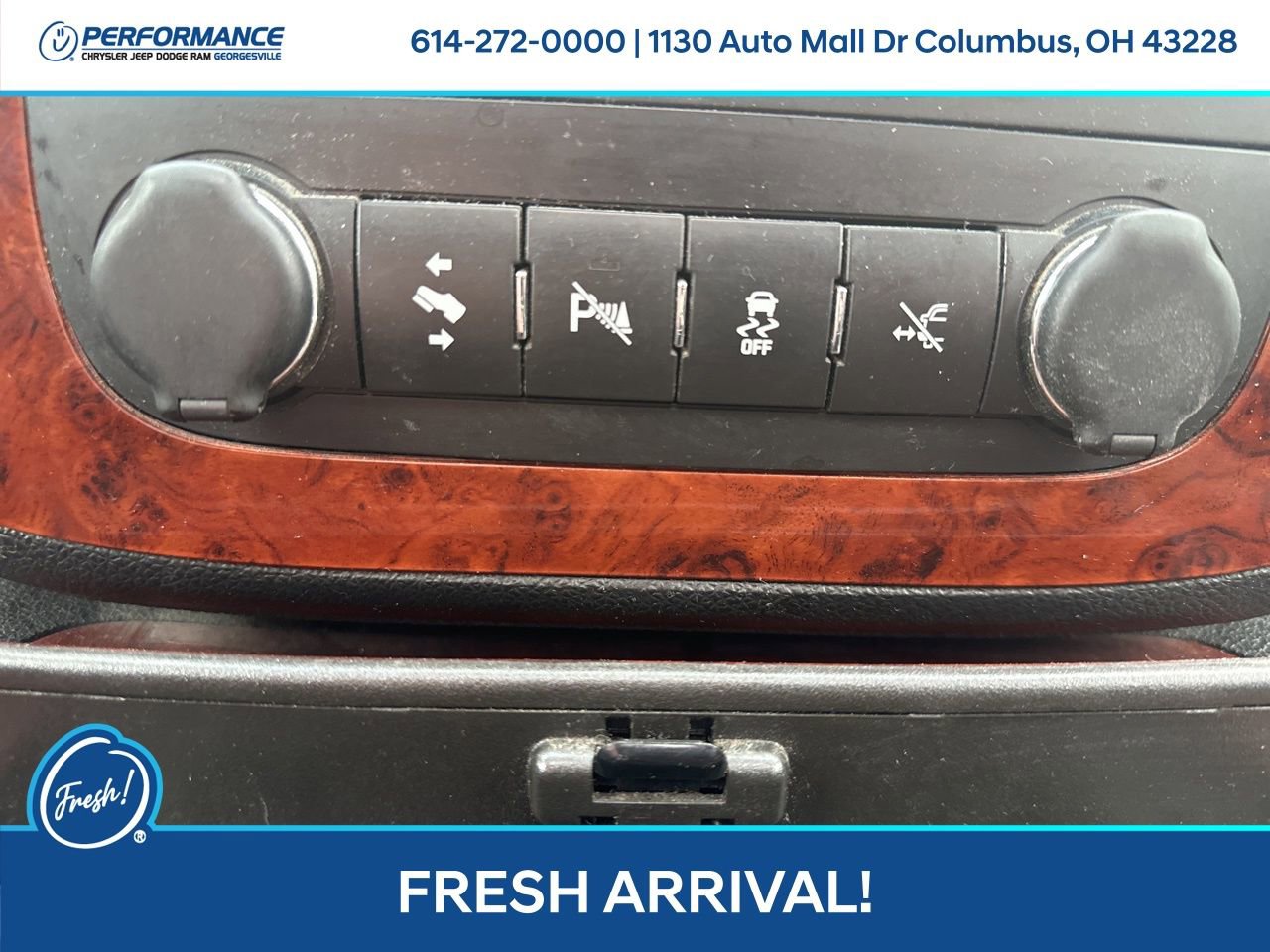 Used 2012 Chevrolet Avalanche LTZ image 26