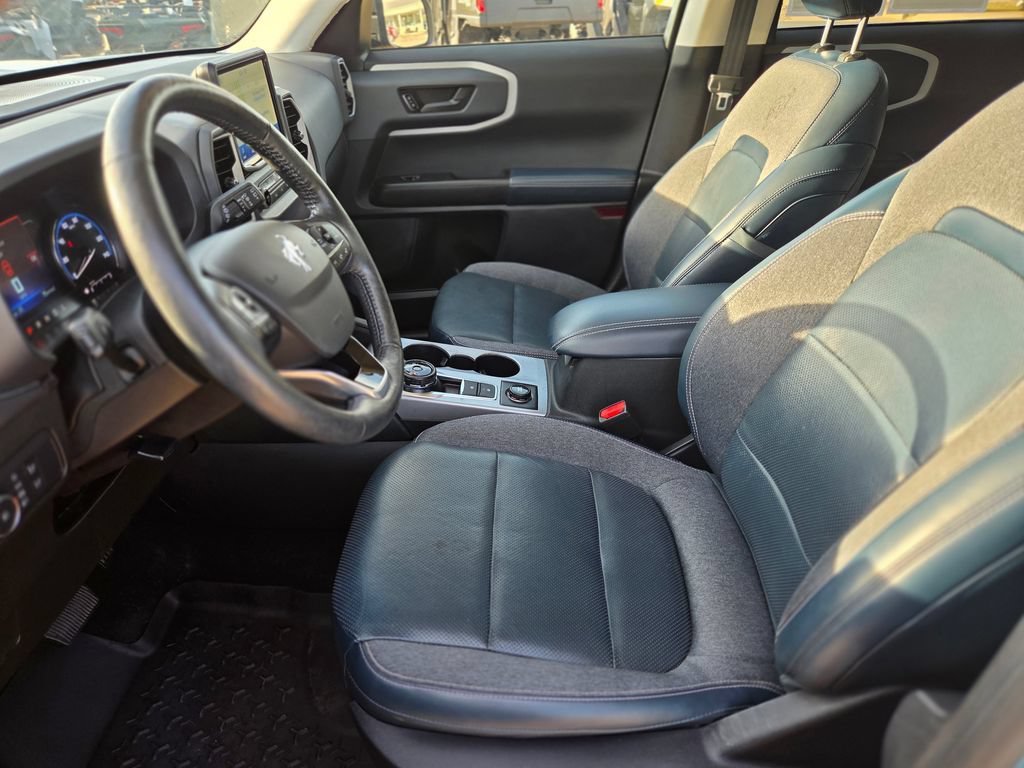Used 2021 Ford Bronco Sport Outer Banks w/ Outer Banks Package (96D) AWD/4WD image 18