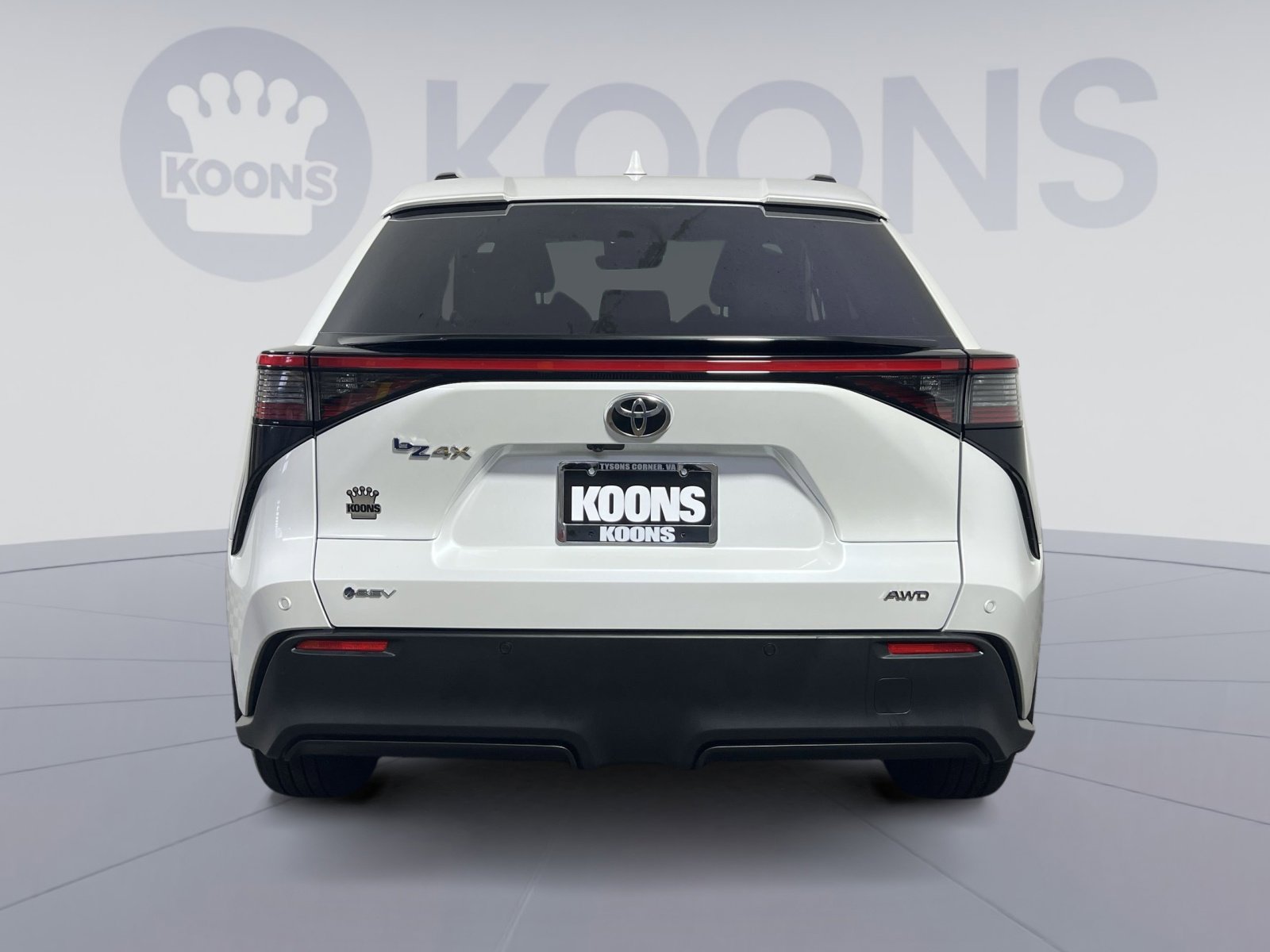 Used 2024 Toyota bZ4X XLE w/ Weather Package image 5