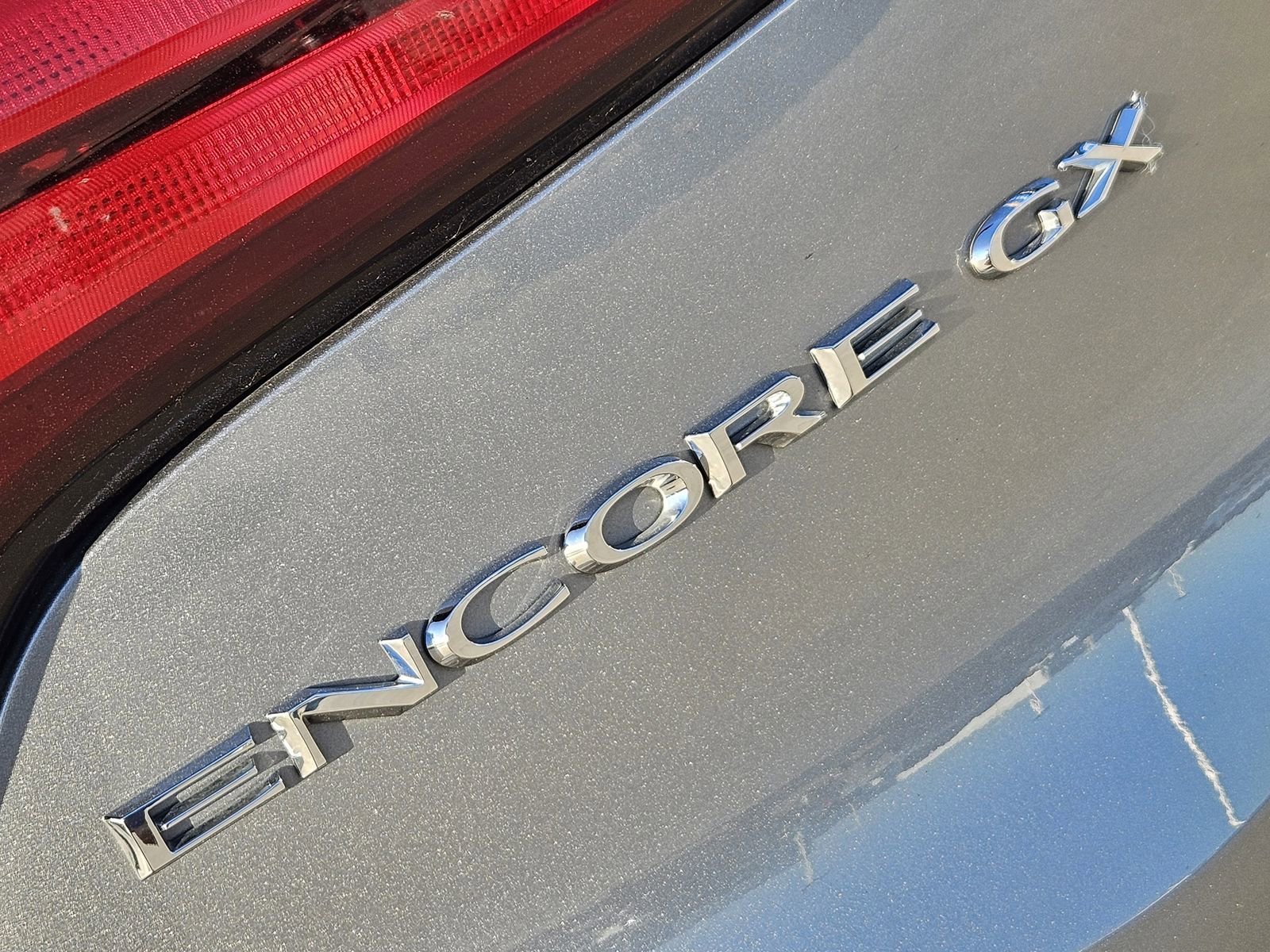 Used 2023 Buick Encore GX Select w/ Sport Touring Package image 16