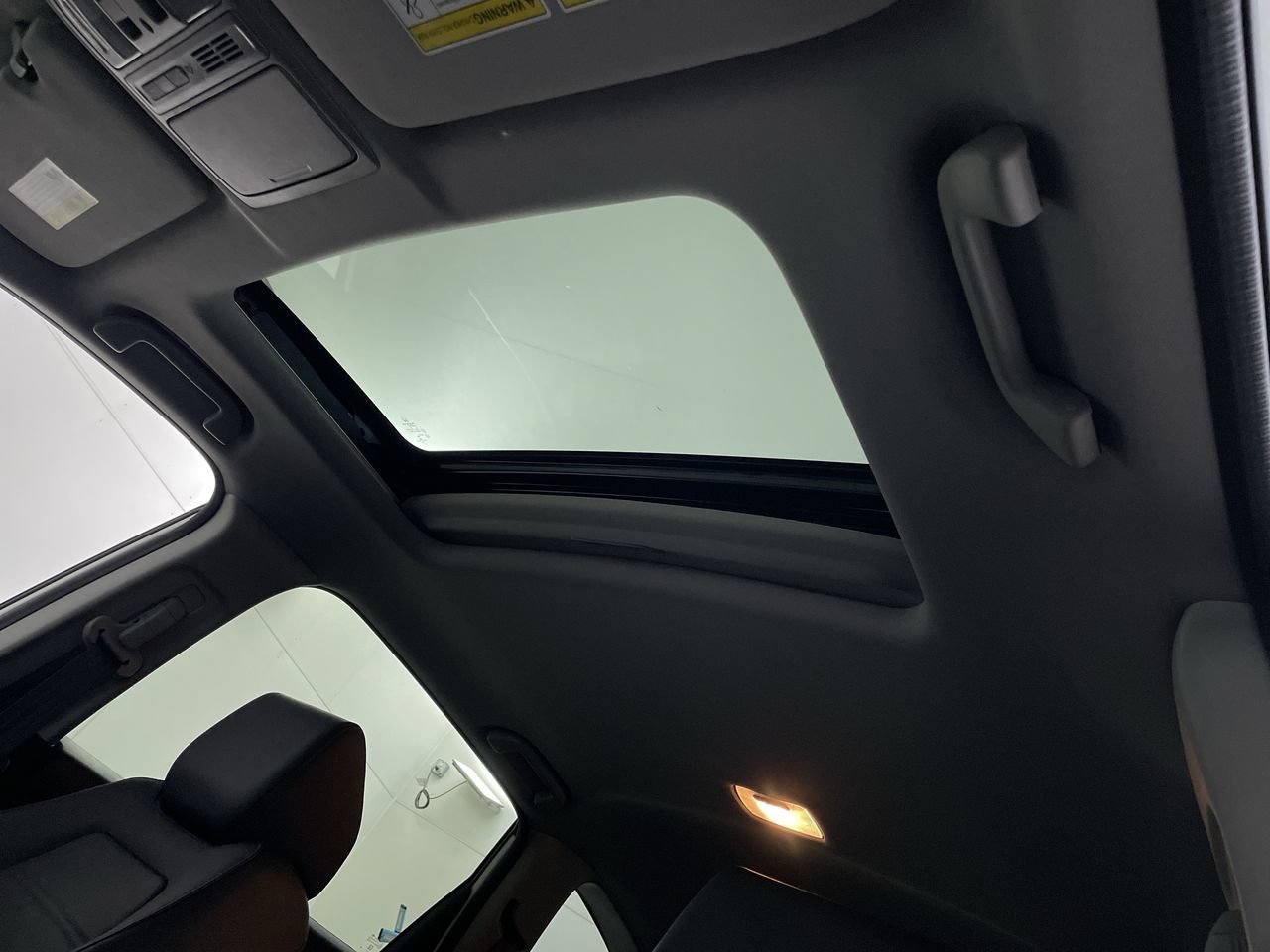 Used 2020 Honda CR-V Touring image 22