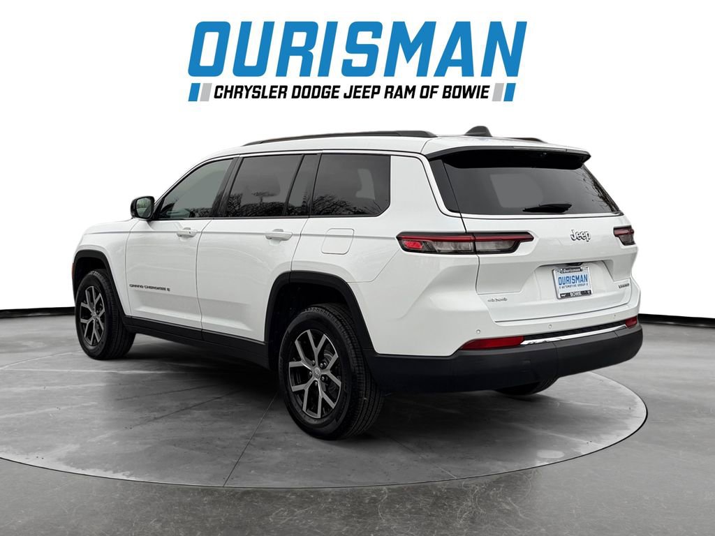 Used 2024 Jeep Grand Cherokee L Limited w/ Luxury Tech Group II image 4