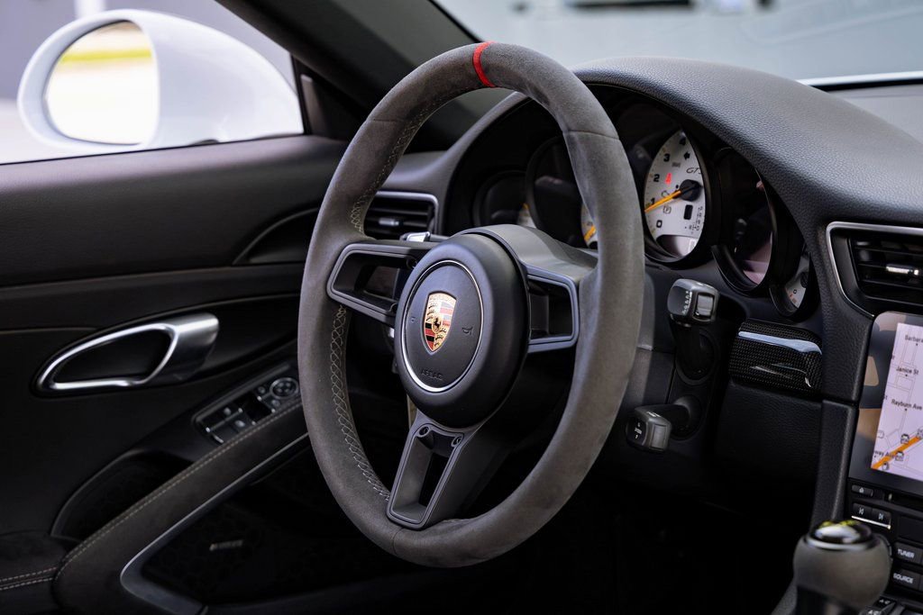 Used 2018 Porsche 911 GT3 RWD image 30