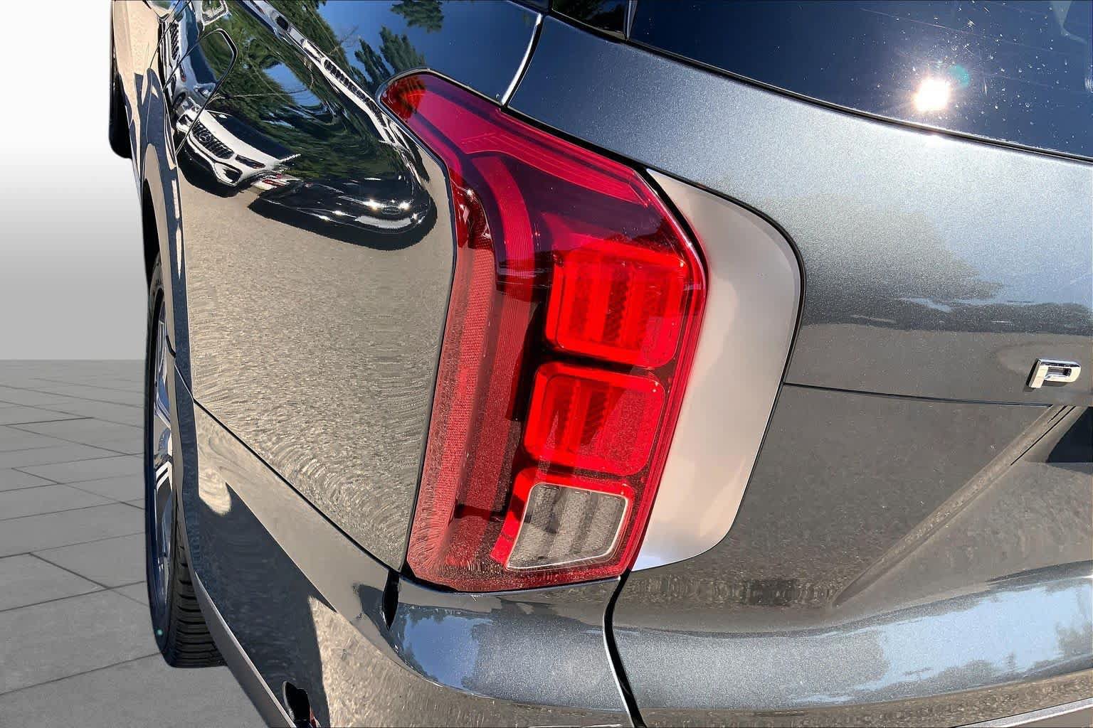 Used 2022 Hyundai Palisade SEL w/ Premium Package AWD/4WD image 27