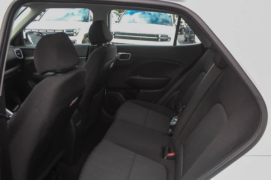 Certified 2026 Hyundai Venue SE FWD image 23
