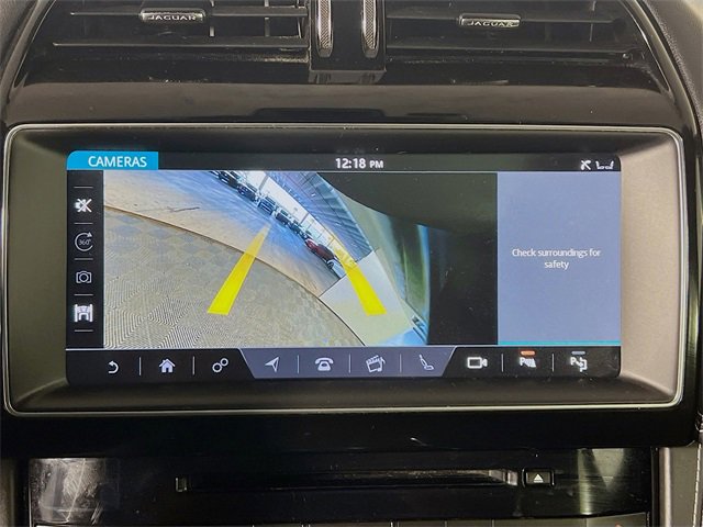 Used 2019 Jaguar F-PACE SVR image 21