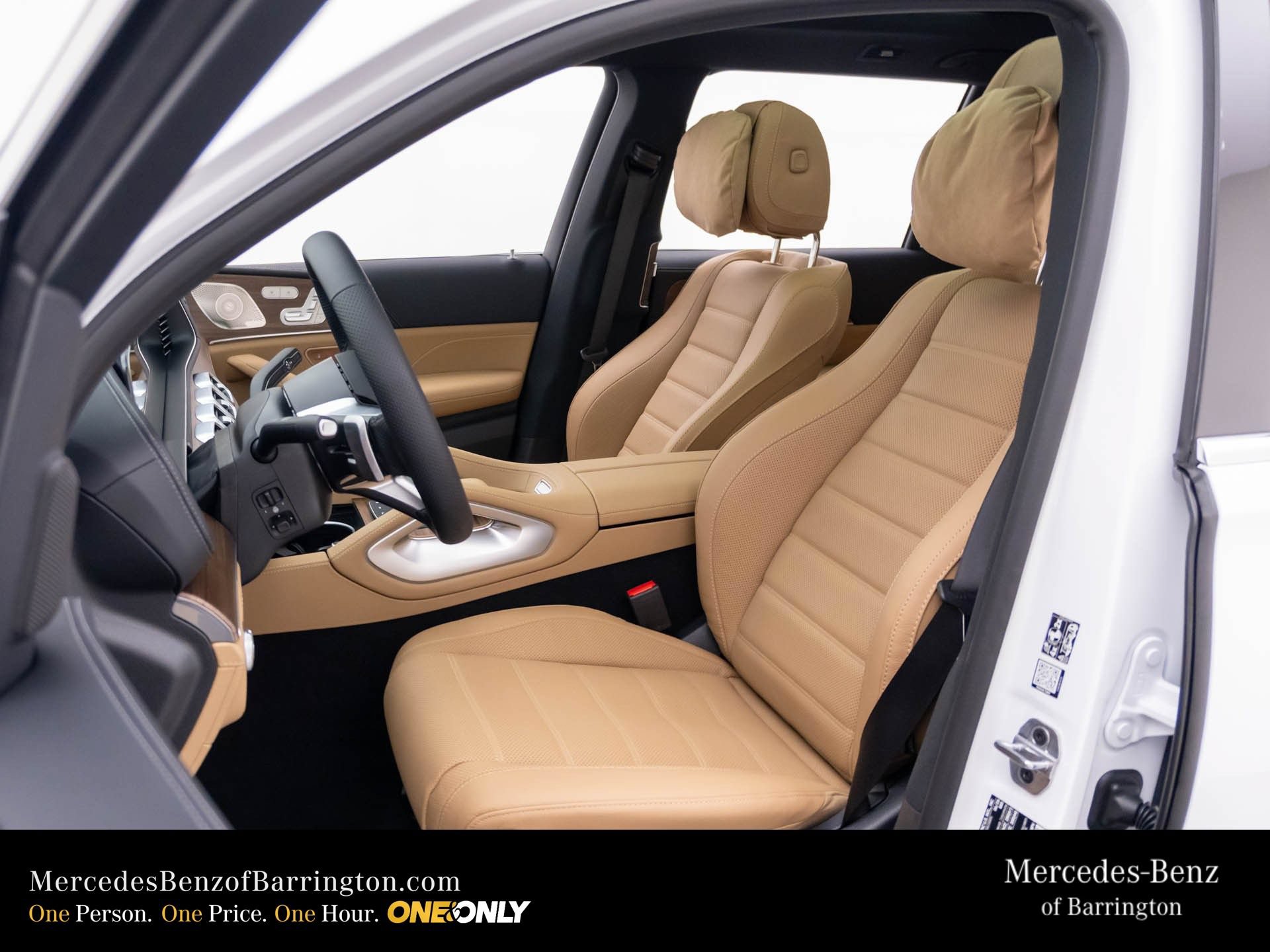 New 2026 Mercedes-Benz GLS 580 4MATIC image 18