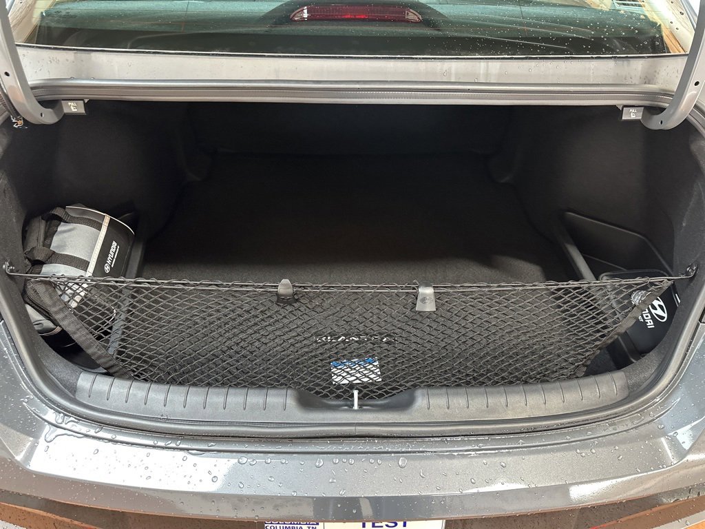 New 2026 Hyundai Elantra Blue image 13