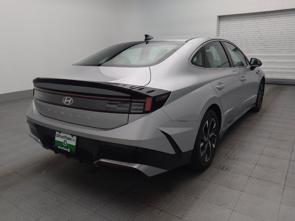 Used 2024 Hyundai Sonata SEL FWD image 9