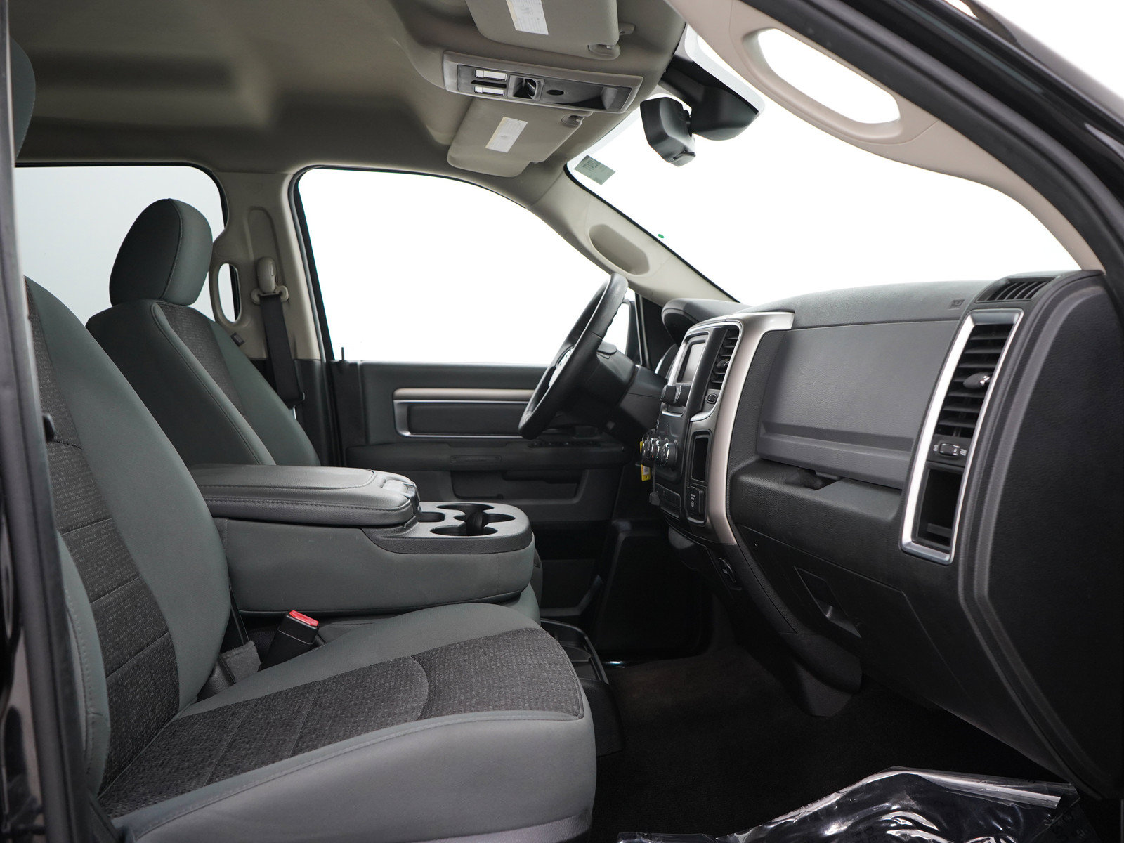 Used 2015 RAM 1500 Outdoorsman AWD/4WD image 11