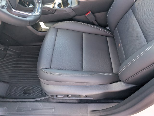 New 2027 GMC Terrain Elevation w/ Elevation Premium Package AWD/4WD image 17