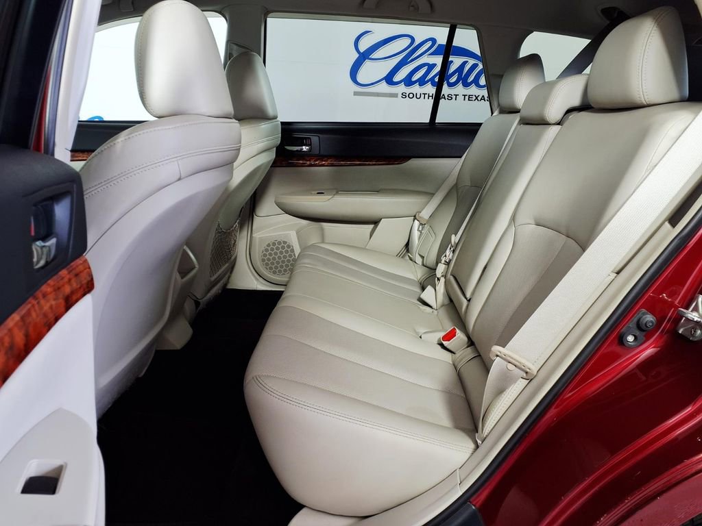 Used 2011 Subaru Outback 3.6R Limited AWD/4WD image 8