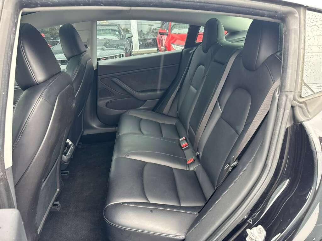 Used 2018 Tesla Model 3 Long Range AWD/4WD image 12