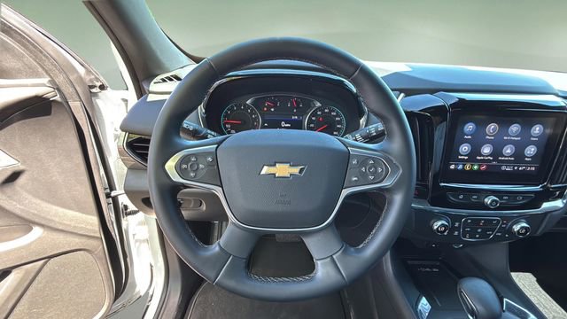 Used 2023 Chevrolet Traverse LT image 14