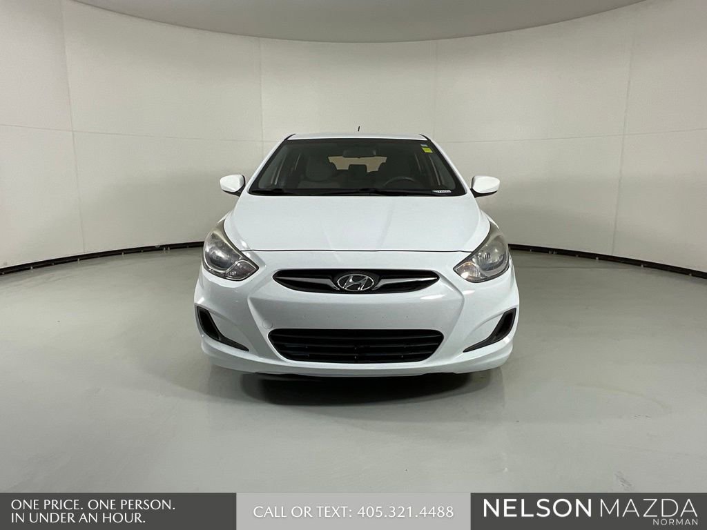Used 2014 Hyundai Accent GS FWD image 2