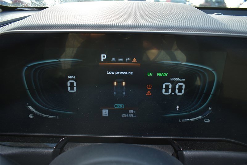 Used 2025 Kia Niro EX Touring image 14