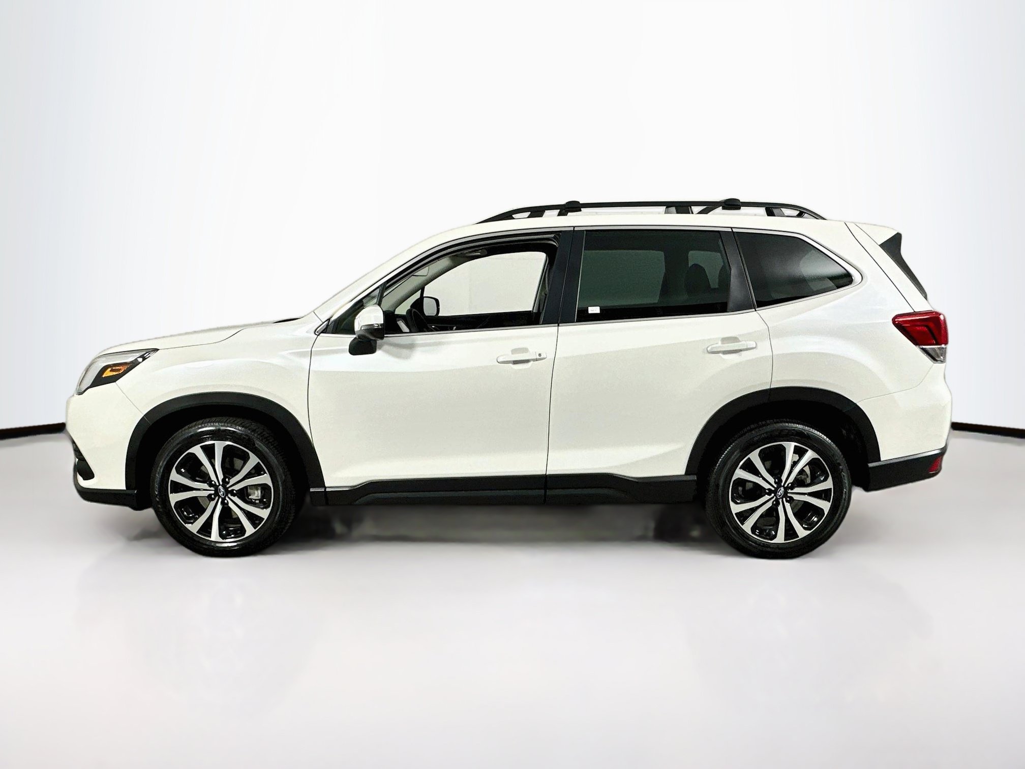 Used 2023 Subaru Forester Limited AWD/4WD image 8
