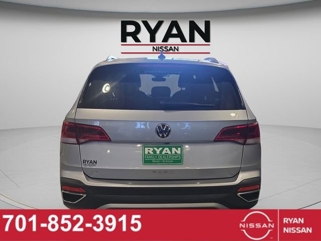 Used 2024 Volkswagen Taos SE image 16